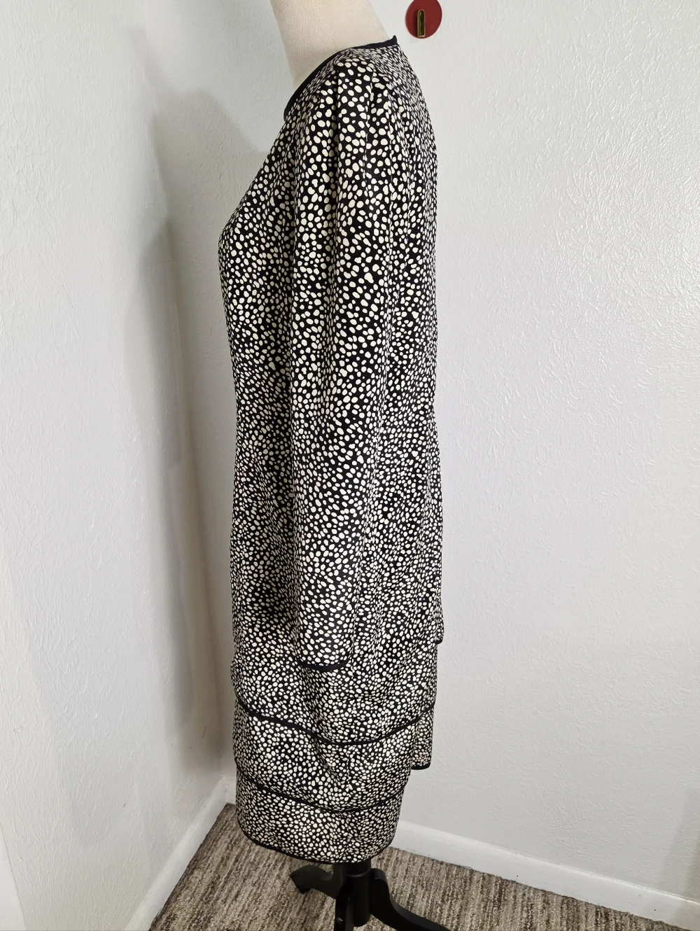 Leslie Fay Vintage Black & Beige Dotted Midi-Dress with Black Trim, Size 10 - Picture 7 of 11